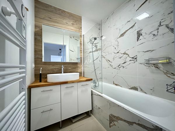 Appartement Poissy 2 pièce(s) meublés 49.78 m2 €275 000 ** - Référence 9074