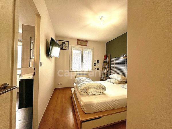 BEGLES(33130)-Maison INDIVIDUELLE-3ch-garage-parking-SDB-SDE-jardin sans vis à vis- Rénovation 2020