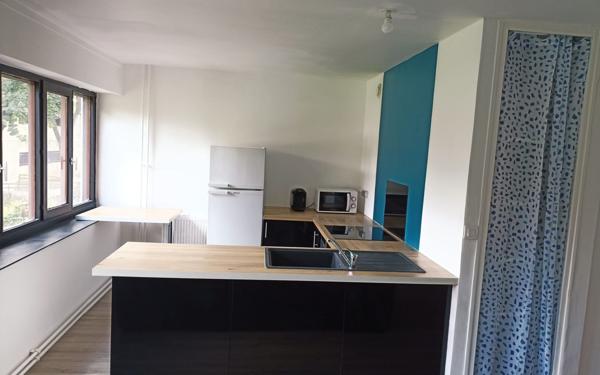 Appartement à vendre    2 pièces •  Évry