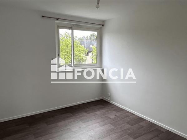 Location Appartement 3 pièces 61.02 m² - 43 SQUARE HAUTES CHALAIS Rennes 35200