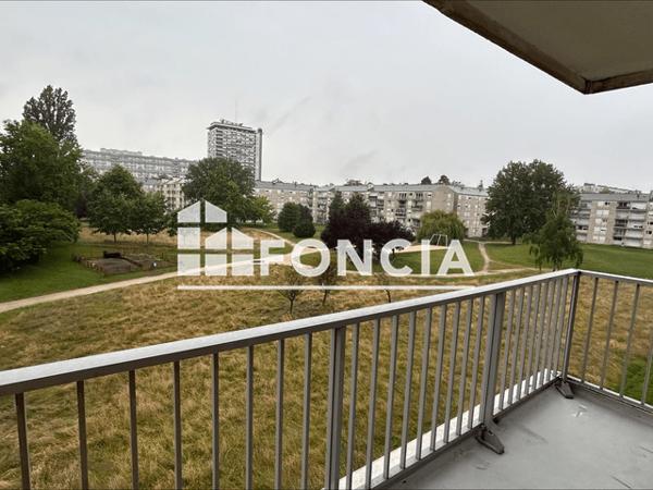 Location Appartement 3 pièces 61.02 m² - 43 SQUARE HAUTES CHALAIS Rennes 35200