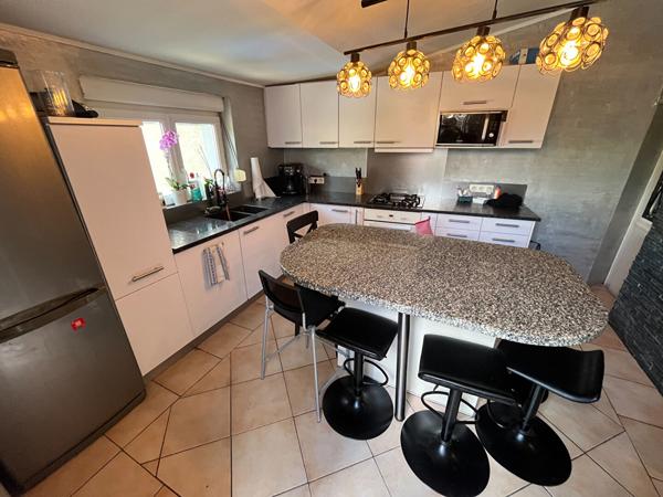 Maison 7 pièces 137.36 m2