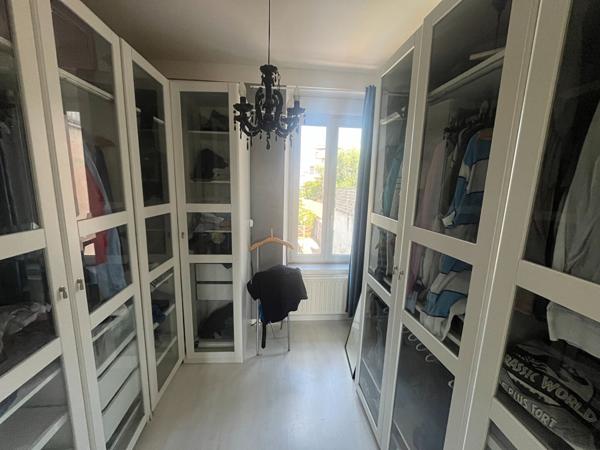 Maison 7 pièces 137.36 m2