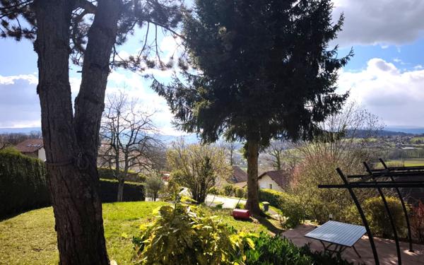 Maison à vendre    6 pièces •  Seynod