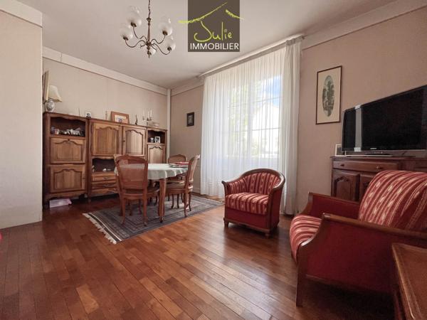Maison centre bourg, 2ch. Idéale 1er achat / placement locatif !!