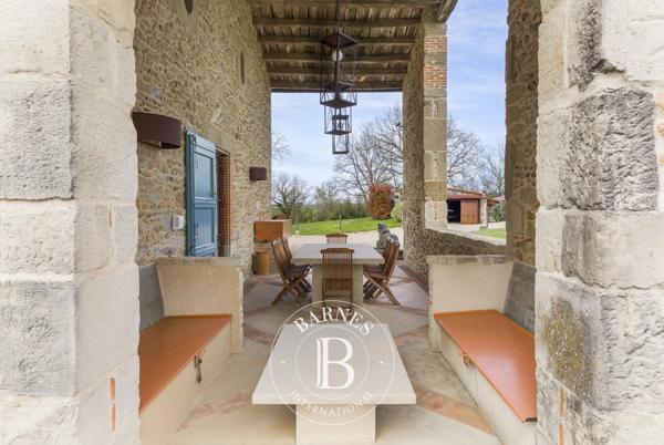 Castres, Propriété 3 Chambres -  246 m² à vendre
