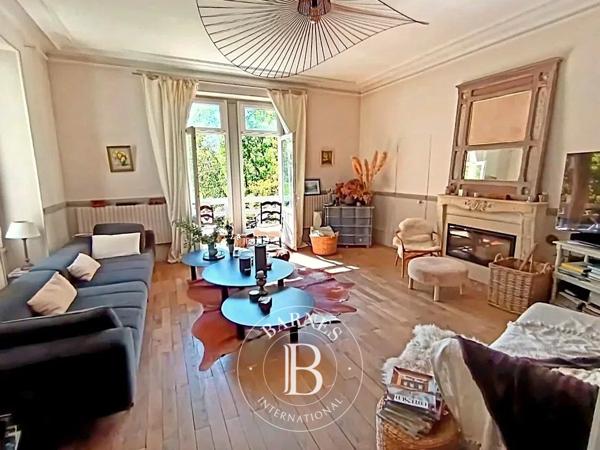 Bourges, Manoir 7 Chambres -  440 m² à vendre