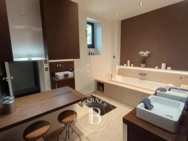 Bourges, Manoir 7 Chambres -  440 m² à vendre