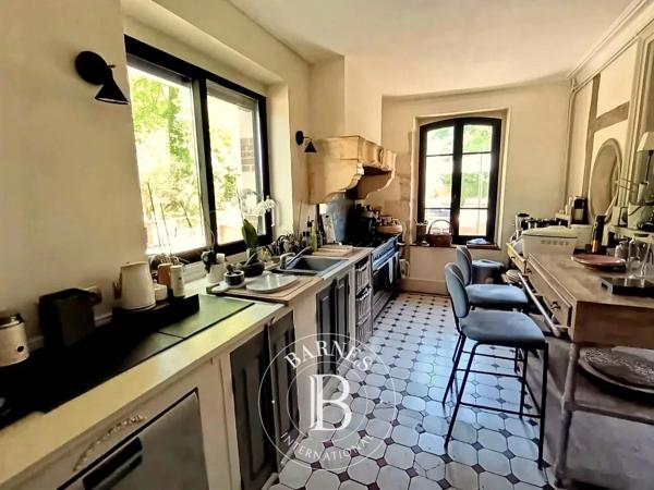 Bourges, Manoir 7 Chambres -  440 m² à vendre