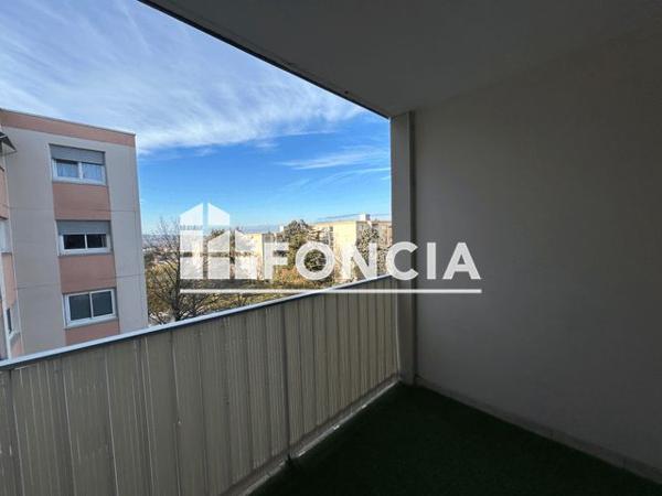 Location Appartement 5 pièces 90 m² - Toulouse 31500