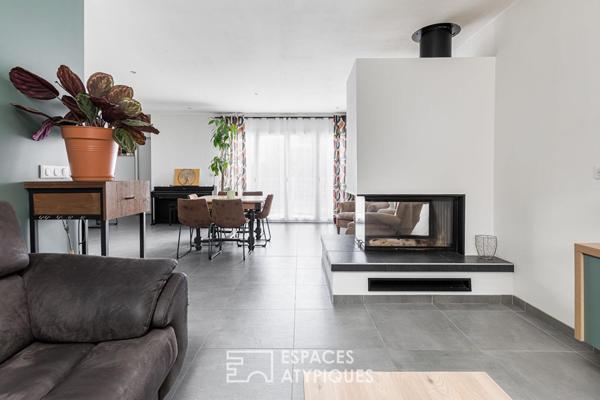 Maison contemporaine avec terrasse rooftop à Pouvourville