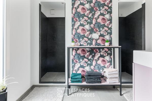 Maison contemporaine avec terrasse rooftop à Pouvourville