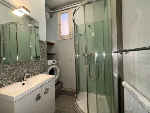 HYPERCENTRE - APPARTEMENT T2 A LOUER