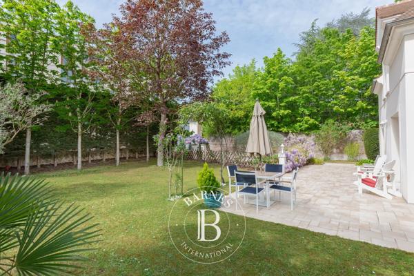 Le Vésinet, Maison 5 Chambres -  261 m² à vendre
