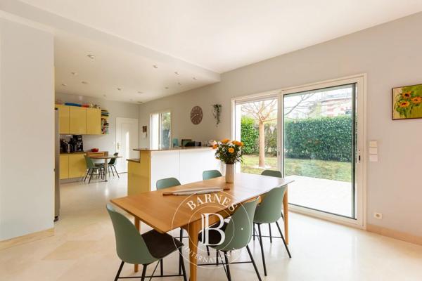 Le Vésinet, Maison 5 Chambres -  261 m² à vendre