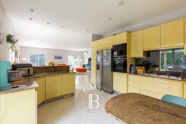 Le Vésinet, Maison 5 Chambres -  261 m² à vendre