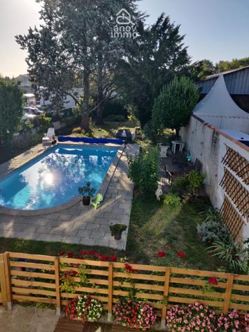 Maison
                                                                                                                                                                                                                                                                                                                        4 pièce(s)                                                                                                                                                                                                          3 chambre(s)                                                                                                                                                                                                          122.86  m²