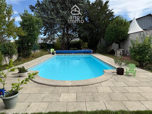 Maison
                                                                                                                                                                                                                                                                                                                        4 pièce(s)                                                                                                                                                                                                          3 chambre(s)                                                                                                                                                                                                          122.86  m²