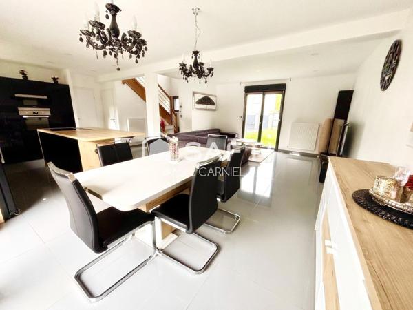 SPLENDIDE VILLA 2019 lumineuse, économe, au calme