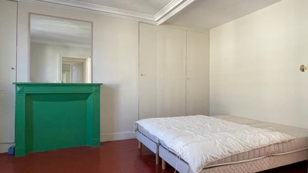 Maison
                                                                                                                                                                                                                                                                                                                        6 pièce(s)                                                                                                                                                                                                          3 chambre(s)                                                                                                                                                                                                          125  m²