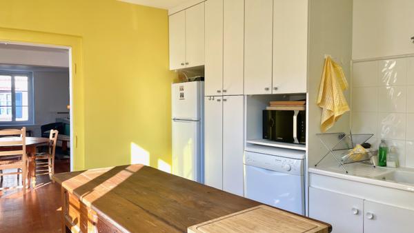 Maison
                                                                                                                                                                                                                                                                                                                        6 pièce(s)                                                                                                                                                                                                          3 chambre(s)                                                                                                                                                                                                          125  m²