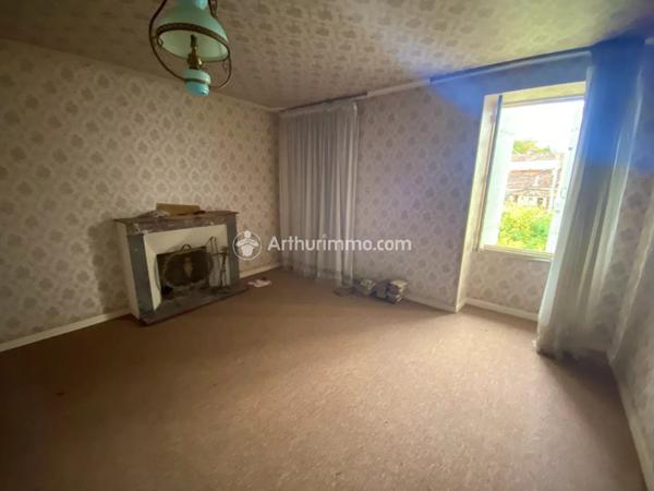 Vente Maison 7 pièces 184 m2 à Saint-Hilaire-de-Villefranche