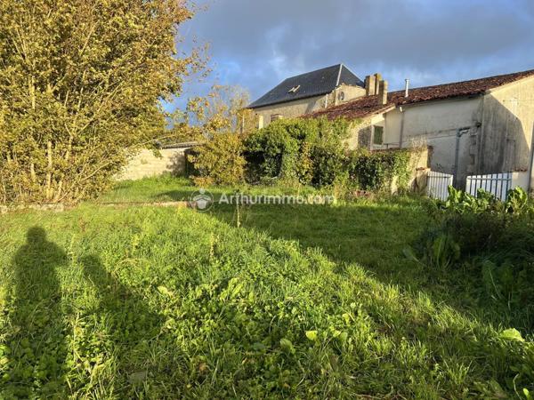 Vente Maison 7 pièces 184 m2 à Saint-Hilaire-de-Villefranche