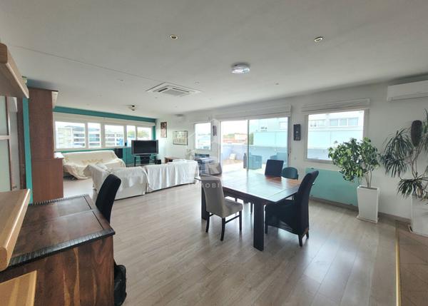 LOCATION PAU - UNIVERSITE: Appartement T5 de 166 m² avec terrasse, garage et 3 places de parking