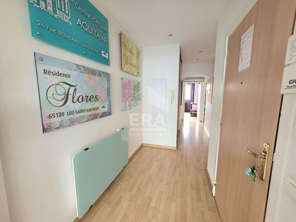 LOCATION PAU - UNIVERSITE: Appartement T5 de 166 m² avec terrasse, garage et 3 places de parking