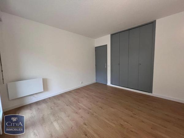 Appartement à louer 2 pièces 62.75m²