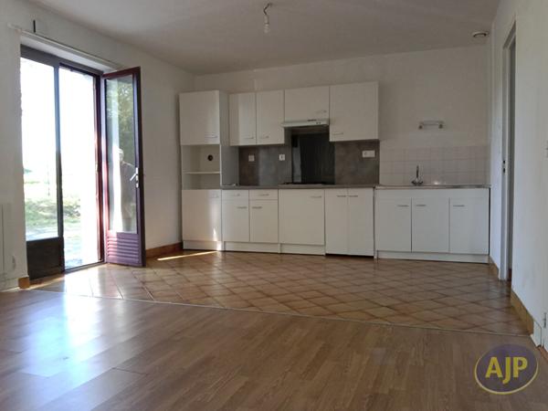 Location maison Bain De Bretagne : 750 € - AJP Immobilier Bain-de-Bretagne