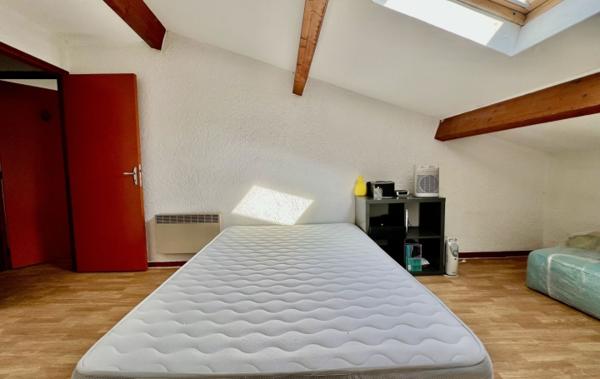 Vente Appartement P3 Duplex 3 pièces de 67m2 à rafraîchir Aubenas   