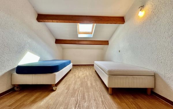 Vente Appartement P3 Duplex 3 pièces de 67m2 à rafraîchir Aubenas   