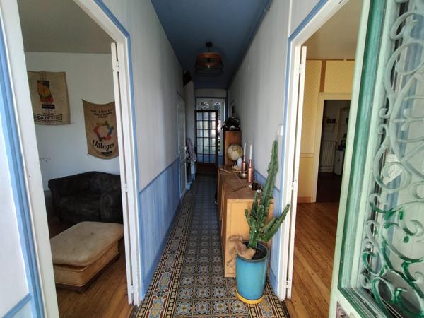 À vendre - Maison ancienne, 9 pièces située à Montval-sur-Loir (72500)