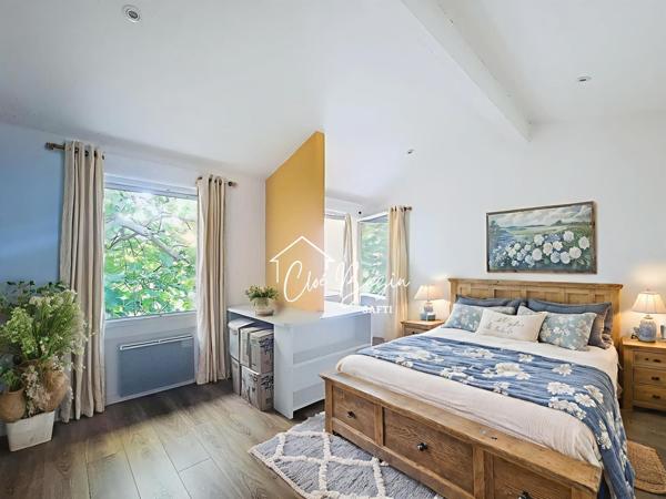 Prestigieuse propriété de 170 m² — 6 pièces, piscine, grande terrasse et jardin