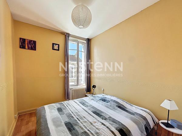 Maison de ville 5 pièces à vendre à Fontenay-le-Comte avec jardin et dépendances