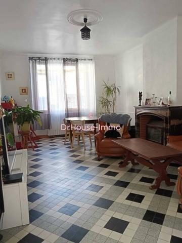 Maison à vendre 5 pièces de 151 m²