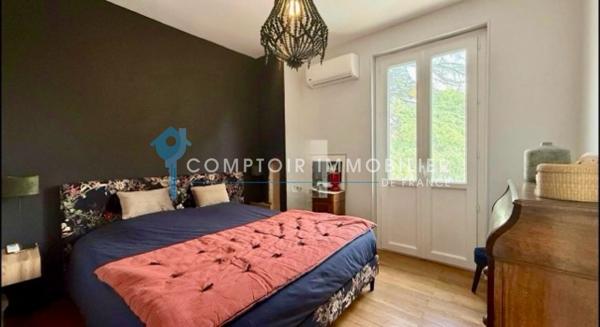 Propriete
                                                                                                                                                                                                                                                                                                                        8 pièce(s)                                                                                                                                                                                                          6 chambre(s)                                                                                                                                                                                                          175  m²