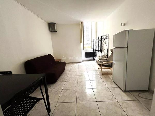 Location Appartement 1 pièces 21 m2 à Aubagne