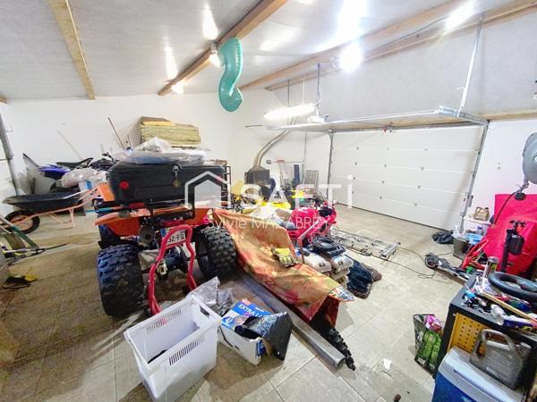 Pavillon Phénix des années 1980 à 10 minutes de Pont-sur-Yonne