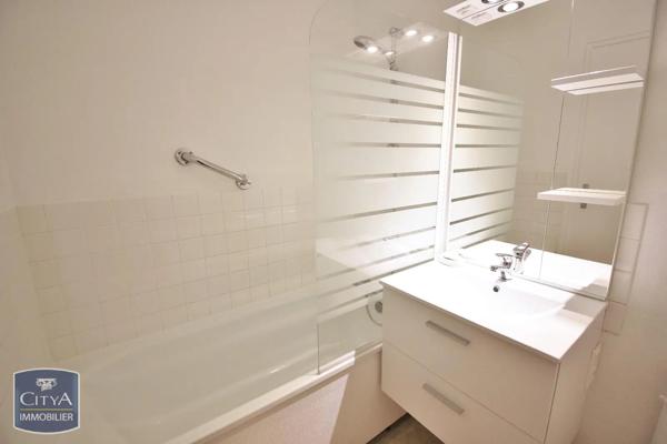 Appartement à louer 4 pièces 73.71m² Le Mans (72100)