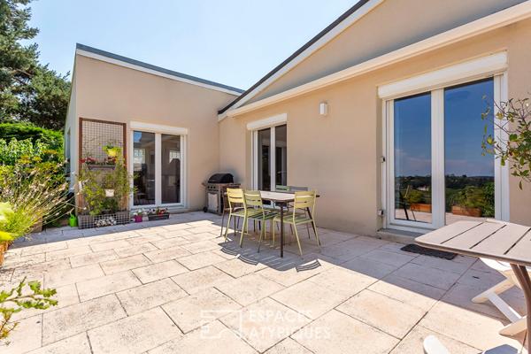 Maison avec jardin et piscine