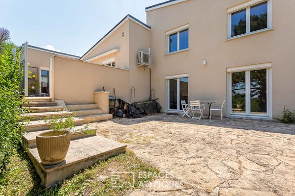 Maison avec jardin et piscine