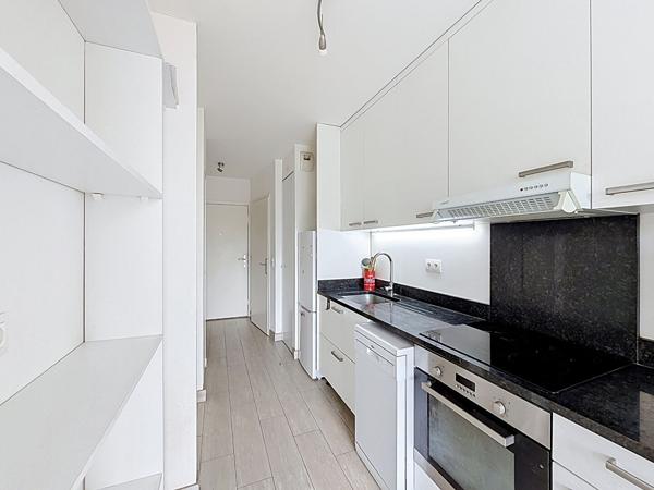 MONTREUIL COEUR DE VILLE, QUARTIER CROIX DE CHAVAUX, 350 METRES DU METRO,  APPARTEMENT 2 PIECES RECENT. DPE C