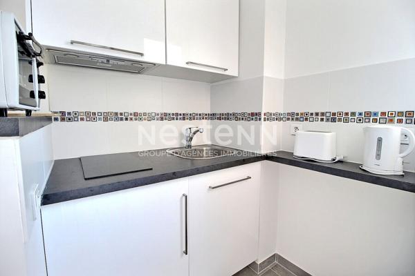 Appartement Courbevoie 1 pièce 21 m2 bonne rentabilité balcon DPE D aucun travaux vue Tour Eiffel parking