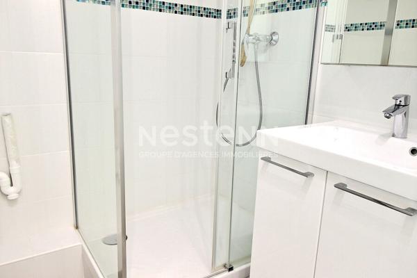 Appartement Courbevoie 1 pièce 21 m2 bonne rentabilité balcon DPE D aucun travaux vue Tour Eiffel parking