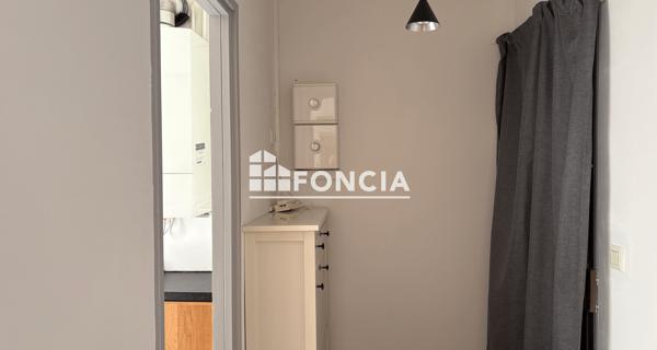 Location Appartement 4 pièces 80.11 m² - Paris 75020