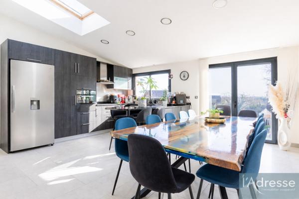 Maison Villejust 6 pièce(s) 120 m2