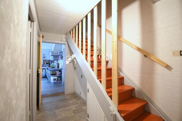 Maison 6 pièce(s) 3 chambre(s) 92 m²