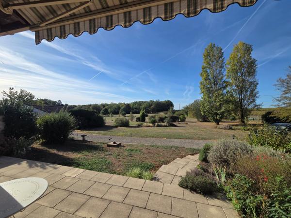 Maison 6 pièces à vendre à Mosnac-Saint-Simeux